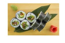 Futomaki sushi recipe with vegetables