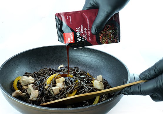 WOK buckwheat noodles Soba in black pepper sauce